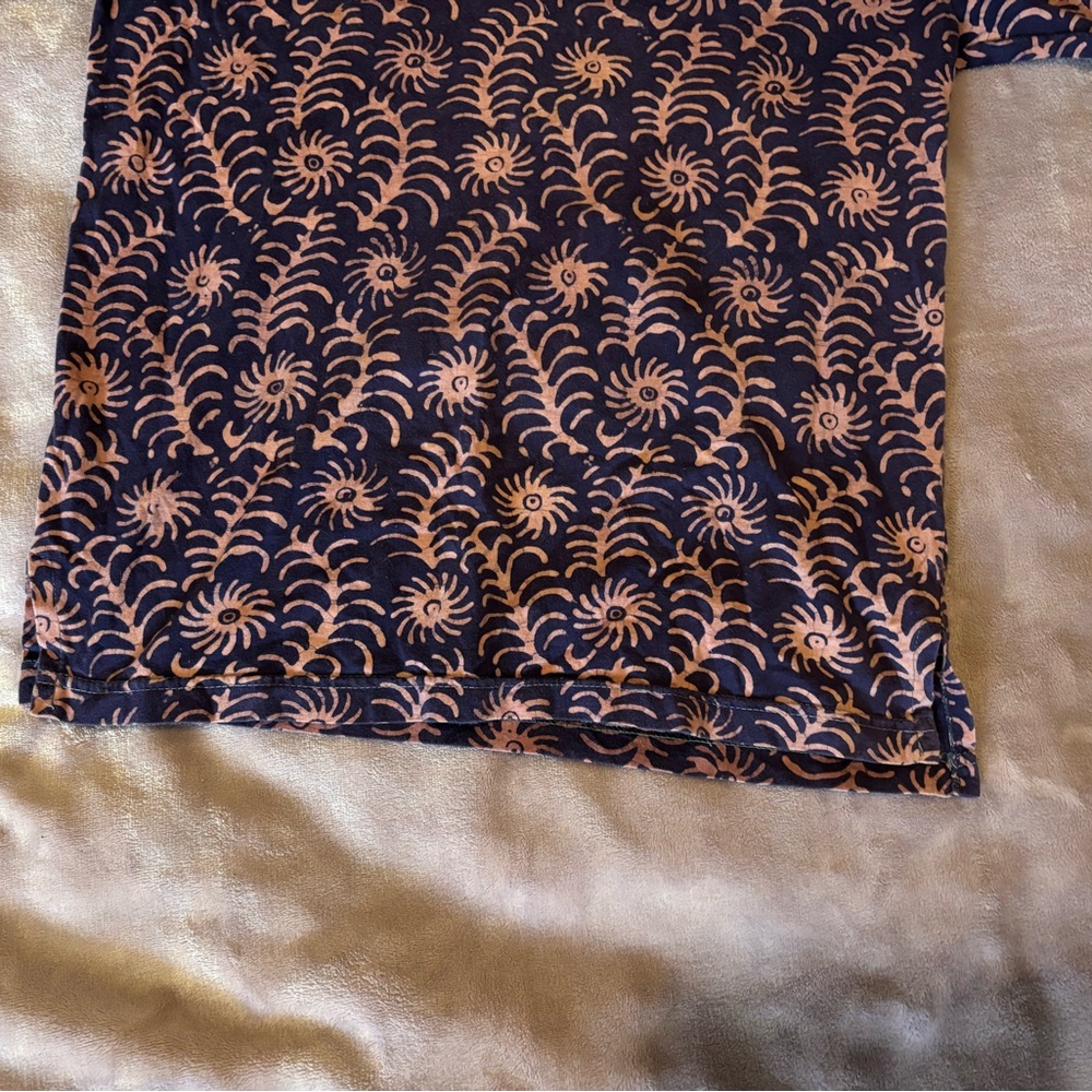 Vintage, Men’s, Hand Loom Batiks, BoHo, Henley Shirt - Picture 4 of 6
